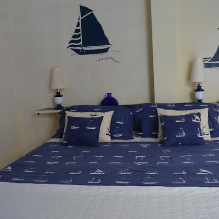 Yacht Club Sal Panzió Palmeira Kültér fotó
