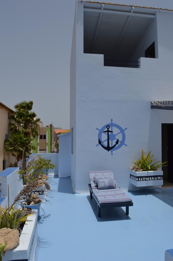 Yacht Club Sal Panzió Palmeira Kültér fotó